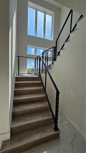 Spacious, unfurnished interior of a new home in , Port Charlotte (Image 9).