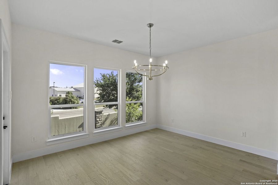 Spacious, unfurnished interior of a new home in , Kerrville (Image 24).