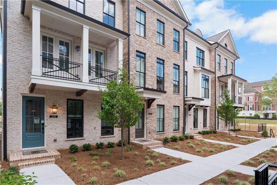 Exterior details and patio area of a home in Byers Park, Alpharetta (Image 32).