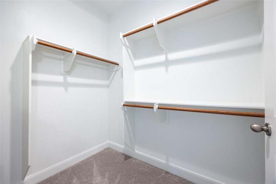 Image 15 of a home in Sunterra.