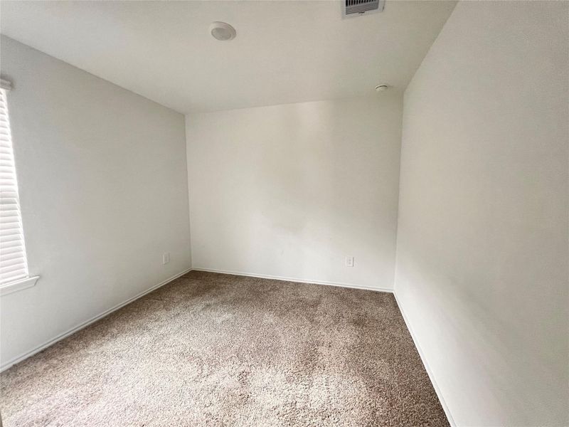 Spacious, unfurnished interior of a new home in Tamarron, Fulshear (Image 21).