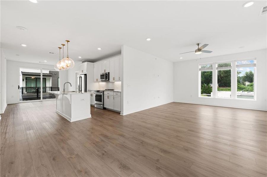 Spacious, unfurnished interior of a new home in , Atlanta (Image 55). Spacious, unfurnished interior of a new home in , Atlanta (Image 55).