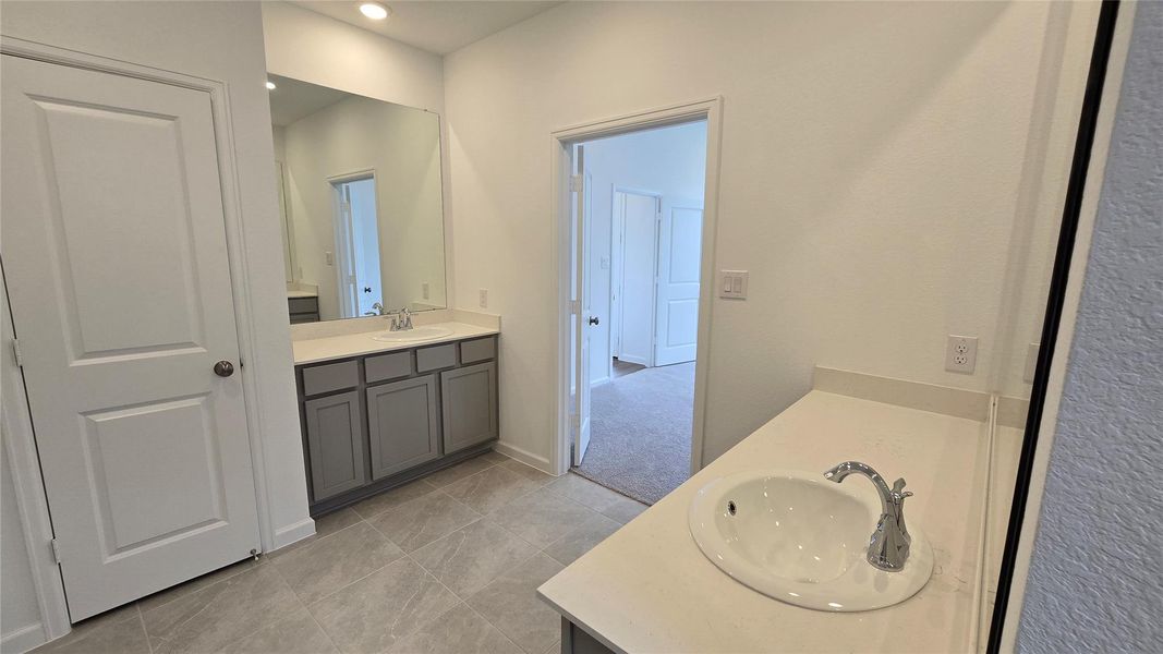 Photos are representative of floor plan - not actual home Photos are representative of floor plan - not actual home