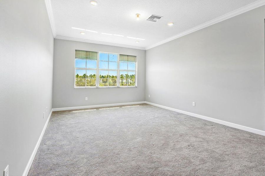 Spacious, unfurnished interior of a new home in , Loxahatchee (Image 44).