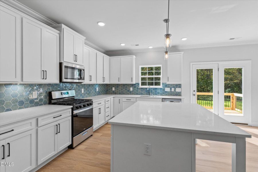 16-5504 Jaeger Drive Kitchen 6 16-5504 Jaeger Drive Kitchen 6