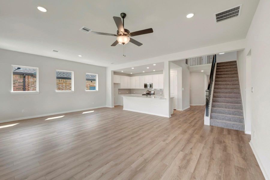 Spacious, unfurnished interior of a new home in Escondido - Retreat Collection, Magnolia (Image 26).