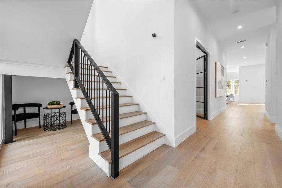 Spacious, unfurnished interior of a new home in , Dallas (Image 19). Spacious, unfurnished interior of a new home in , Dallas (Image 19).