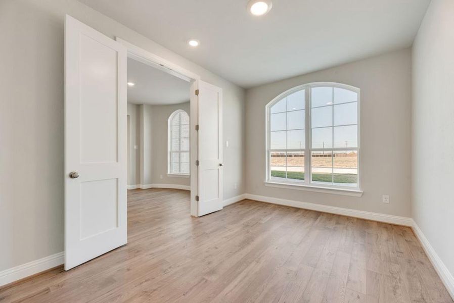 Spacious, unfurnished interior of a new home in Park Trails, Forney (Image 23). Spacious, unfurnished interior of a new home in Park Trails, Forney (Image 23).