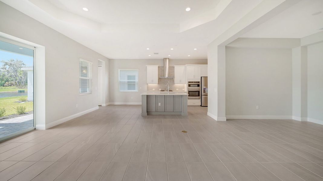 Spacious, unfurnished interior of a new home in Wildleaf at North River Ranch, Parrish (Image 20).