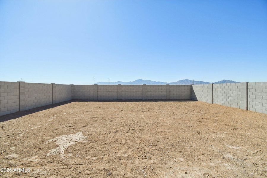 28-web-or-mls-W Tamarisk Ave-S1403-028