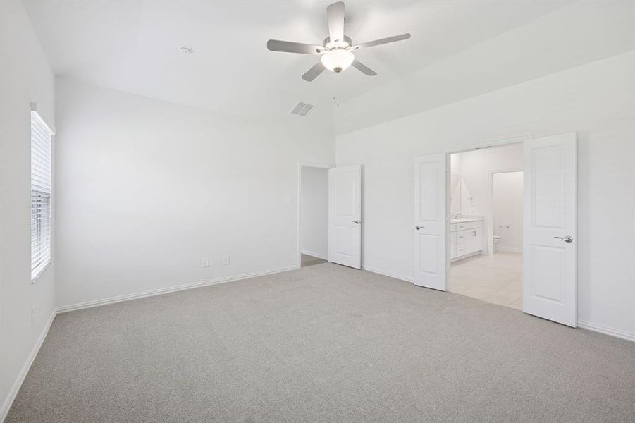 Photo is not of the actual home, but is an inspirational photo of builder’s model home and may depict options, furnishings, and/or decorator features that are not included. Photo is not of the actual home, but is an inspirational photo of builder’s model home and may depict options, furnishings, and/or decorator features that are not included.