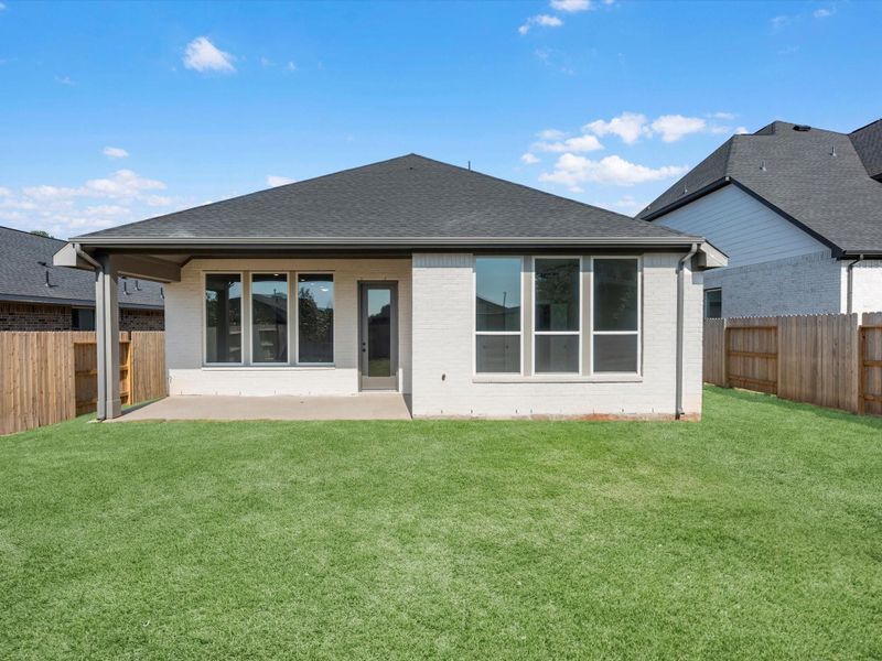 Exterior details and patio area of a home in Garden Glen at Clopton Farms, Montgomery (Image 3).