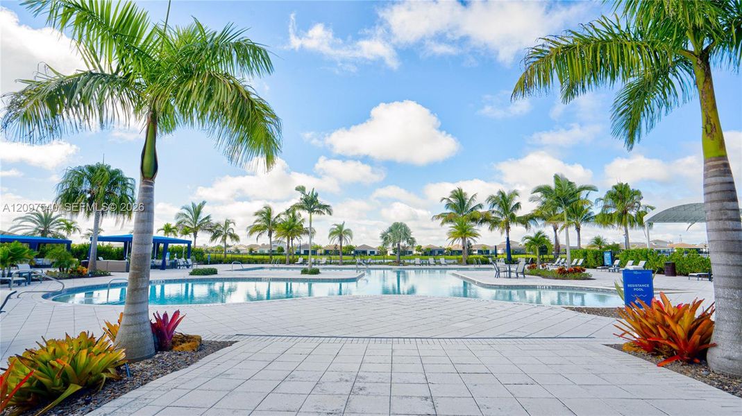 Community amenities in , Westlake (Image 43).
