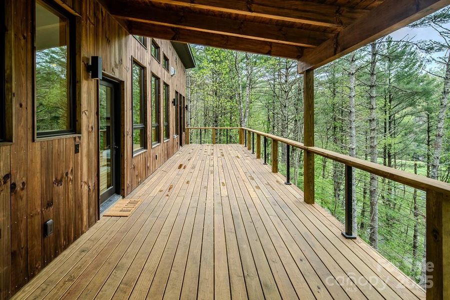 Exterior details and patio area of a home in , Fleetwood (Image 21).