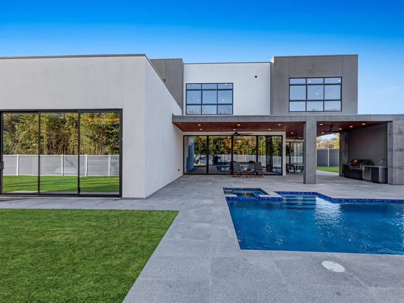 Exterior details and patio area of a home in , Dallas (Image 19).