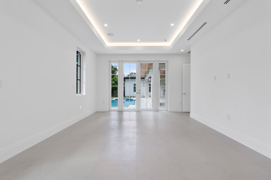 042-420 Barbarossa Ave_042 042-420 Barbarossa Ave_042