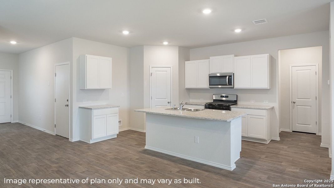 Furnished interior view inside a new home in Redbird Ranch, San Antonio (Image 4). Furnished interior view inside a new home in Redbird Ranch, San Antonio (Image 4).