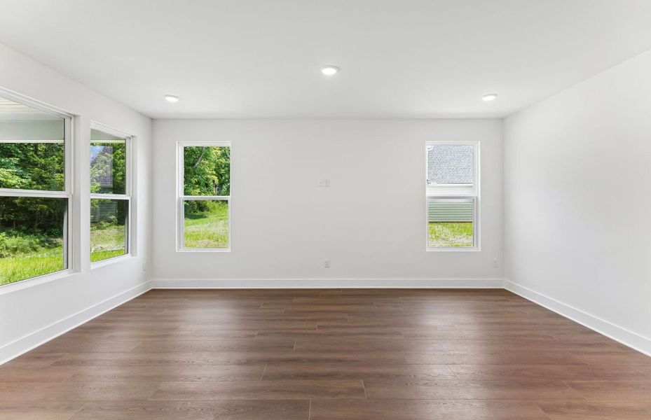 Spacious, unfurnished interior of a new home in Glenview Farms, Murfreesboro (Image 20). Spacious, unfurnished interior of a new home in Glenview Farms, Murfreesboro (Image 20).