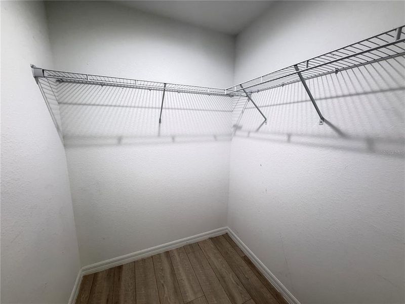Spacious, unfurnished interior of a new home in , Ocala (Image 15).