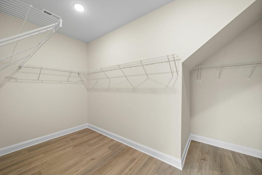 Spacious, unfurnished interior of a new home in Grove Park, Clemmons (Image 37).
