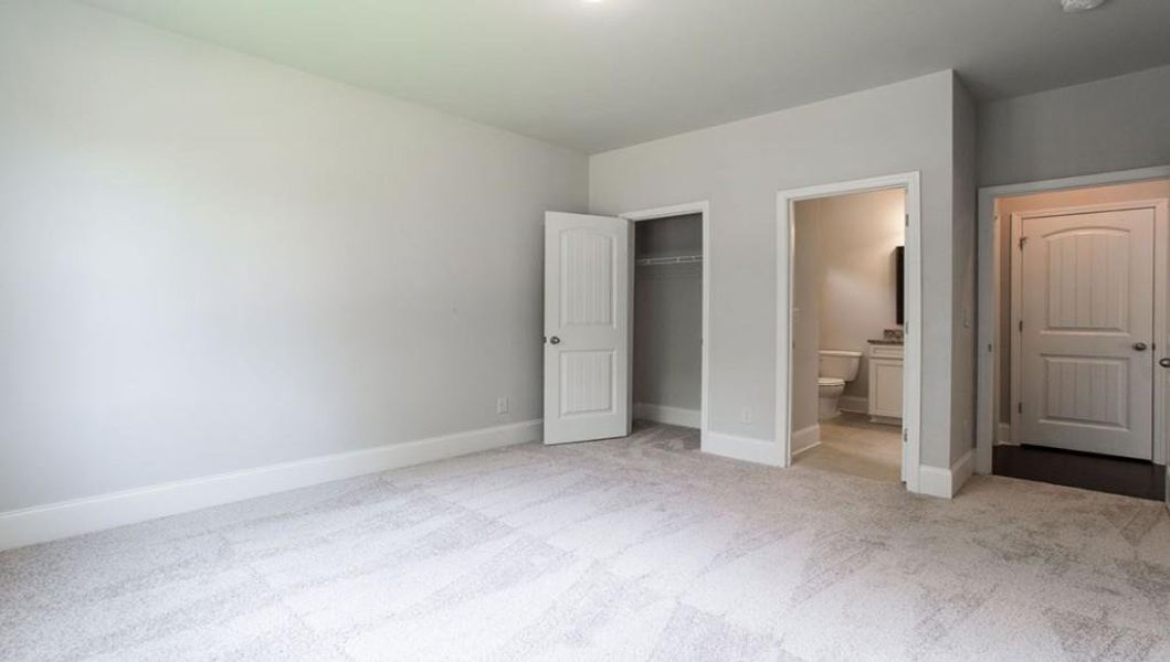 Spacious, unfurnished interior of a new home in Thalley Creek Estates, Cumming (Image 26). Spacious, unfurnished interior of a new home in Thalley Creek Estates, Cumming (Image 26).