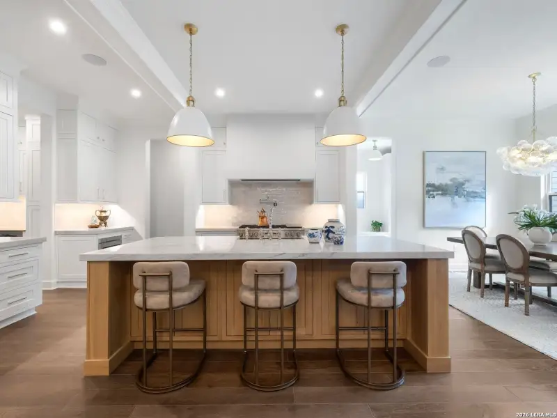 Furnished interior view inside a new home in , Alamo Heights (Image 4).