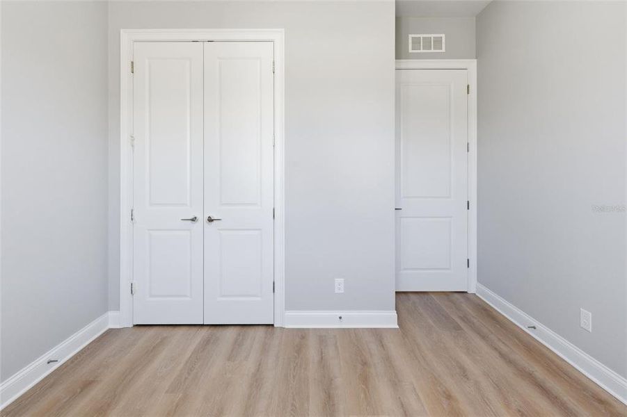 Spacious, unfurnished interior of a new home in , Lake Wales (Image 26).