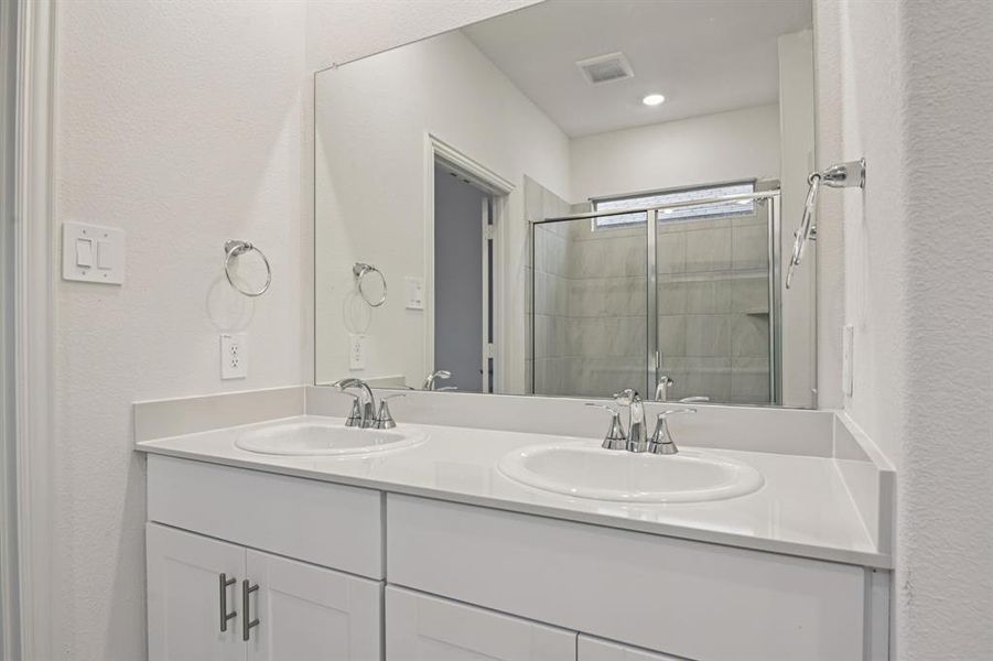 Close-up of interior finishes inside a home in Lakehaven - Spring Series, Farmersville (Image 20).