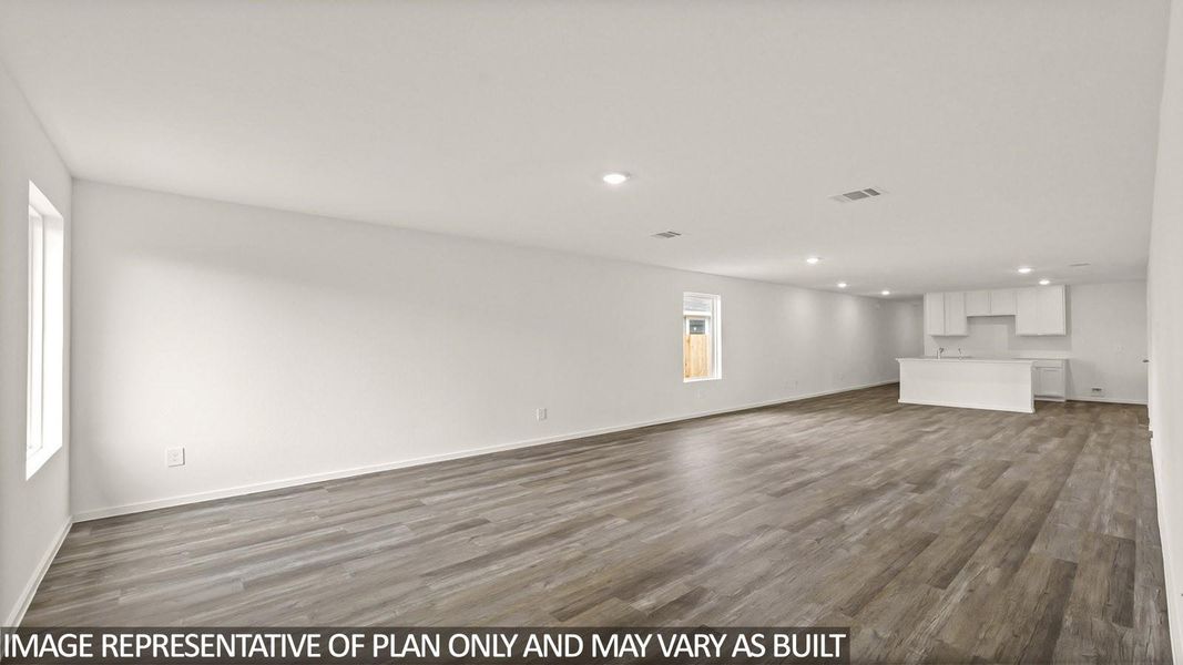 Spacious, unfurnished interior of a new home in Porters Mill, New Caney (Image 7).