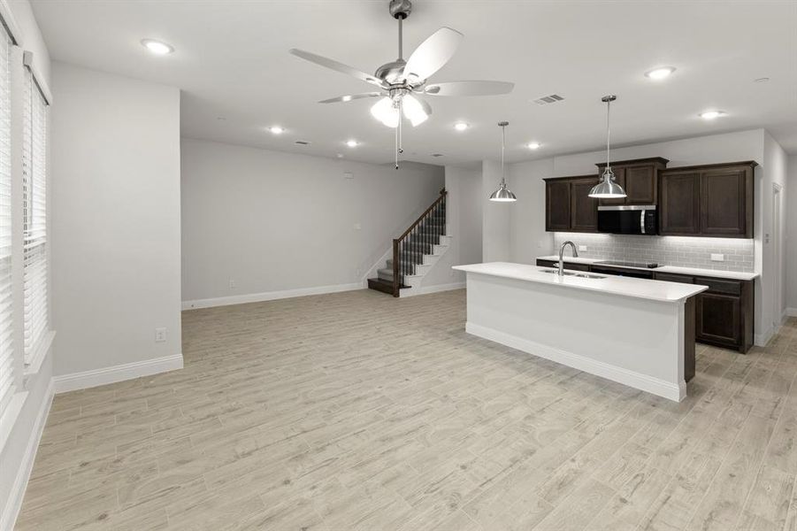 12. 2654 Copper Breaks - Family (3) 12. 2654 Copper Breaks - Family (3)