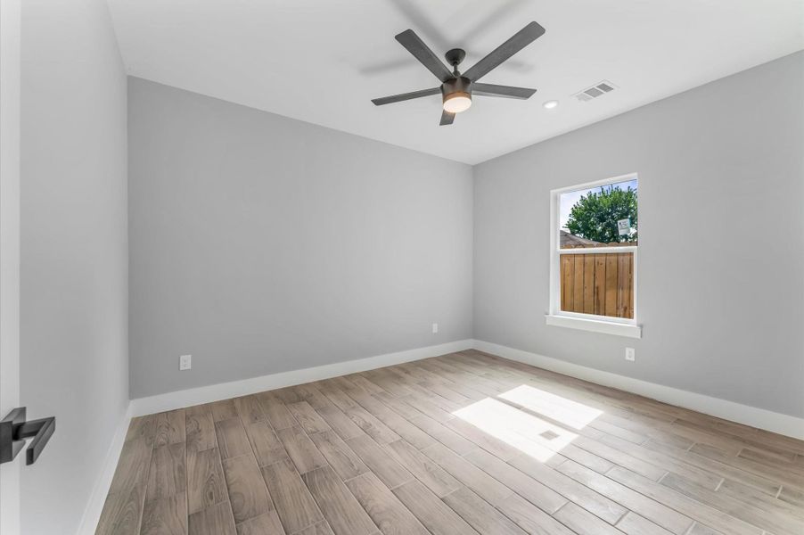 Spacious, unfurnished interior of a new home in , Houston (Image 21).