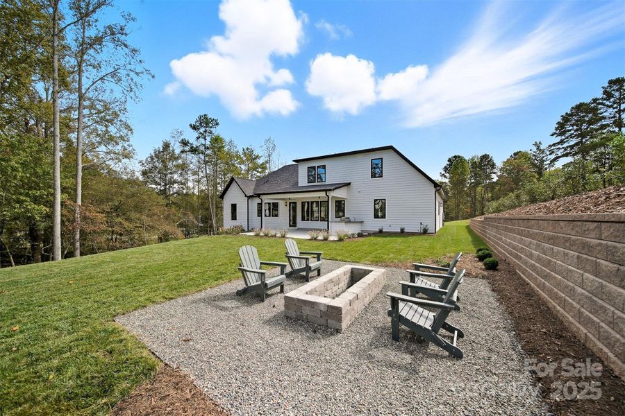 Community amenities in , Granite Falls (Image 39). Community amenities in , Granite Falls (Image 39).