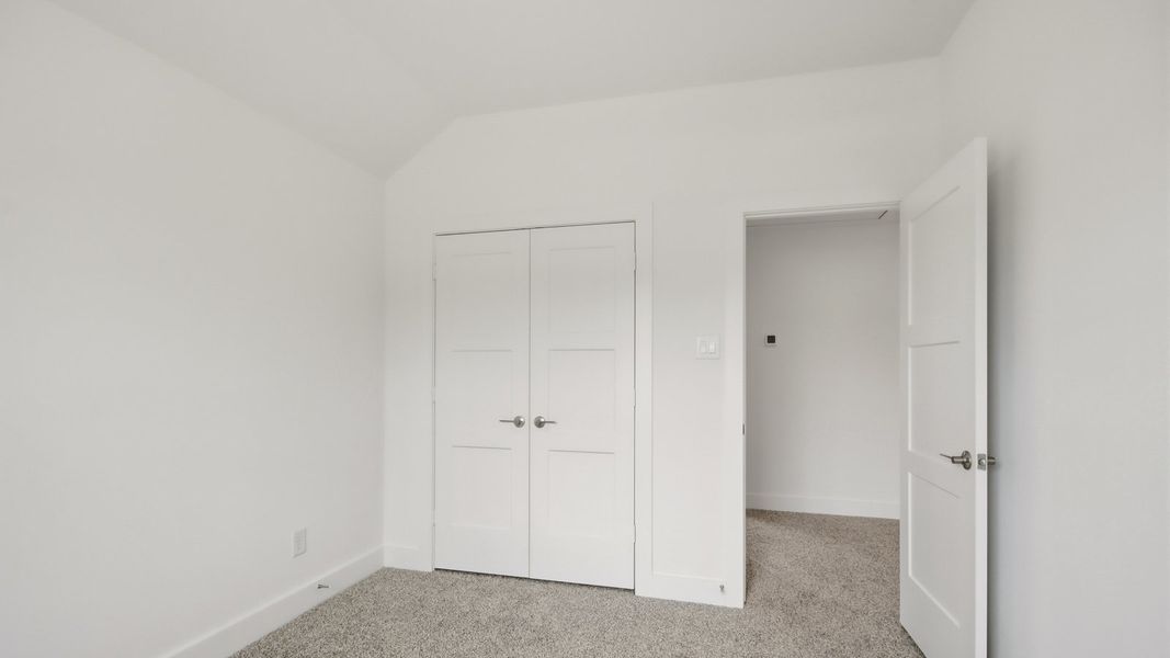 Spacious, unfurnished interior of a new home in Hills of Westlake, Conroe (Image 17).