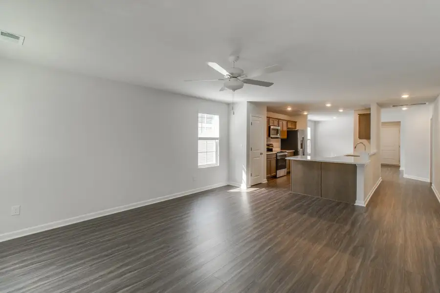 Spacious, unfurnished interior of a new home in Killians Crossing, Blythewood (Image 20). Spacious, unfurnished interior of a new home in Killians Crossing, Blythewood (Image 20).