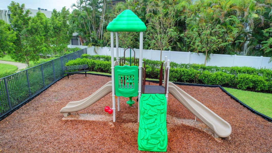 Community amenities in , Lake Worth (Image 28).