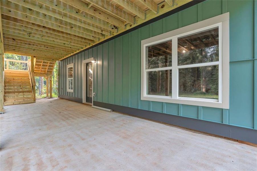 Image 83 of a home in .