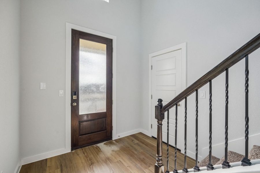 Spacious, unfurnished interior of a new home in The Meadows at Hunters Ranch, San Antonio (Image 16).