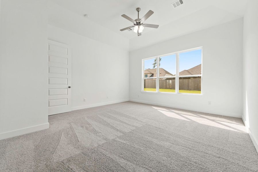 Representative image. Features, specifications, selections and colors may vary. Representative image. Features, specifications, selections and colors may vary.