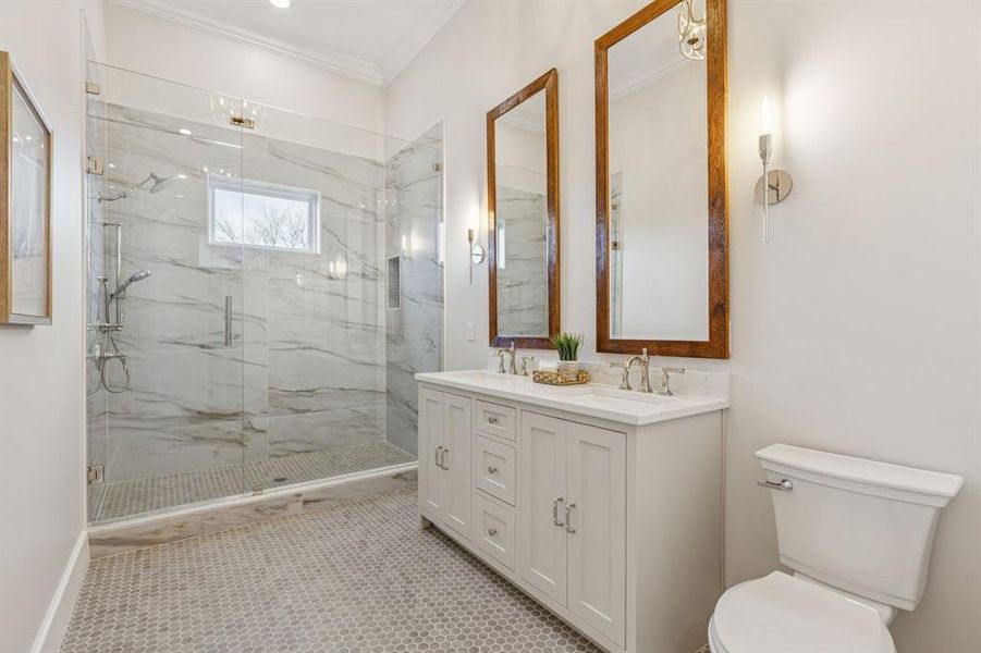 secondary hallway bathroom