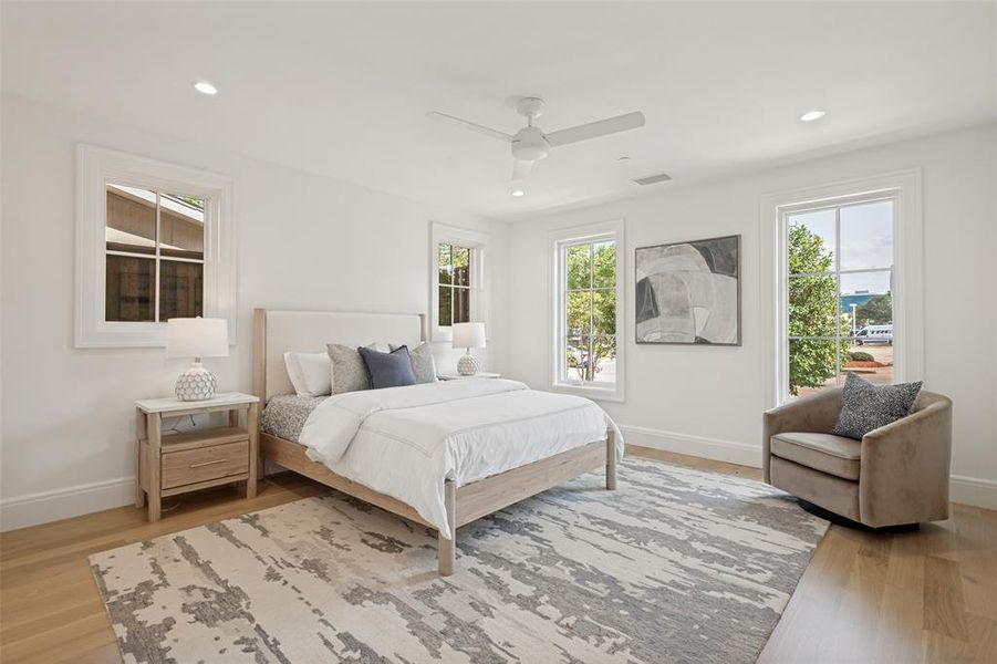 Spacious bedroom, located on the first floor, with luxury ensuite bathroom. Spacious bedroom, located on the first floor, with luxury ensuite bathroom.