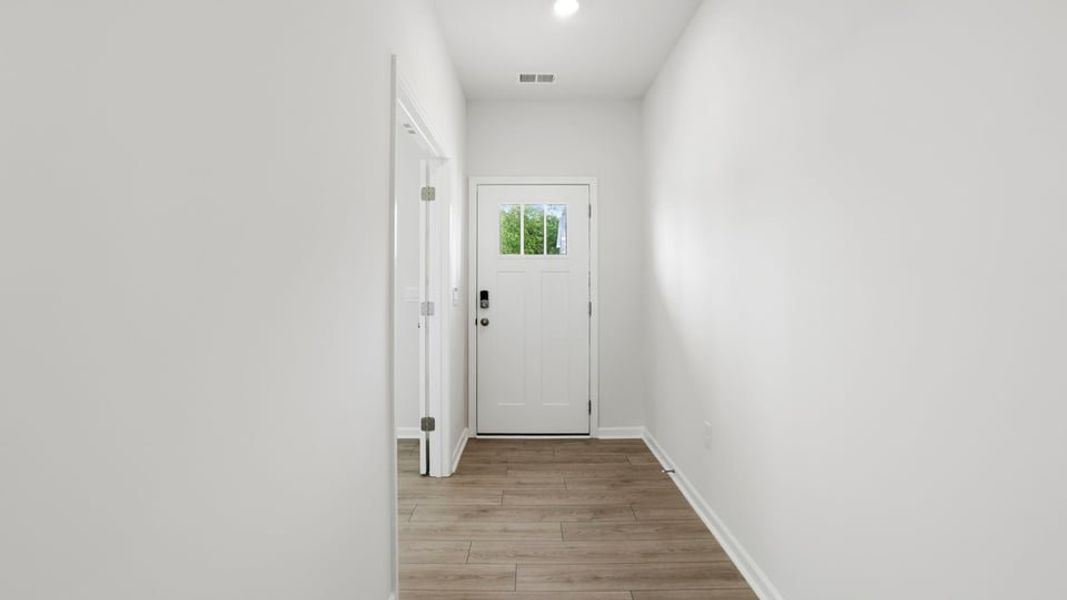 Spacious, unfurnished interior of a new home in Woodglen, Piedmont (Image 16). Spacious, unfurnished interior of a new home in Woodglen, Piedmont (Image 16).