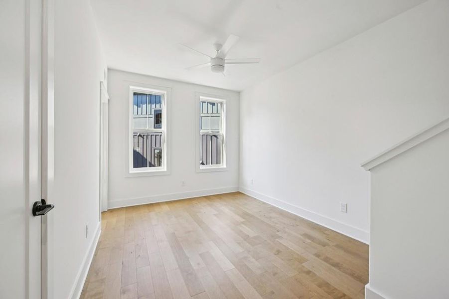 Spacious, unfurnished interior of a new home in , Atlanta (Image 27).