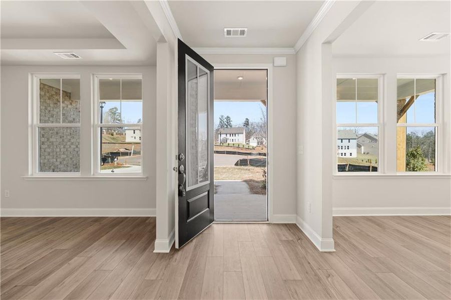 Spacious, unfurnished interior of a new home in Melody Lakeside Estates, Buford (Image 20). Spacious, unfurnished interior of a new home in Melody Lakeside Estates, Buford (Image 20).