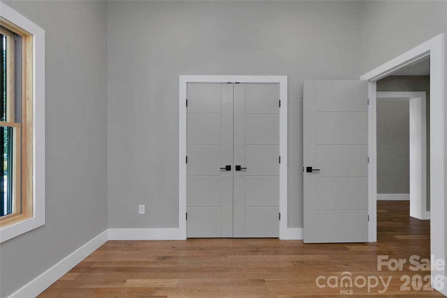 Spacious, unfurnished interior of a new home in , Brevard (Image 33).