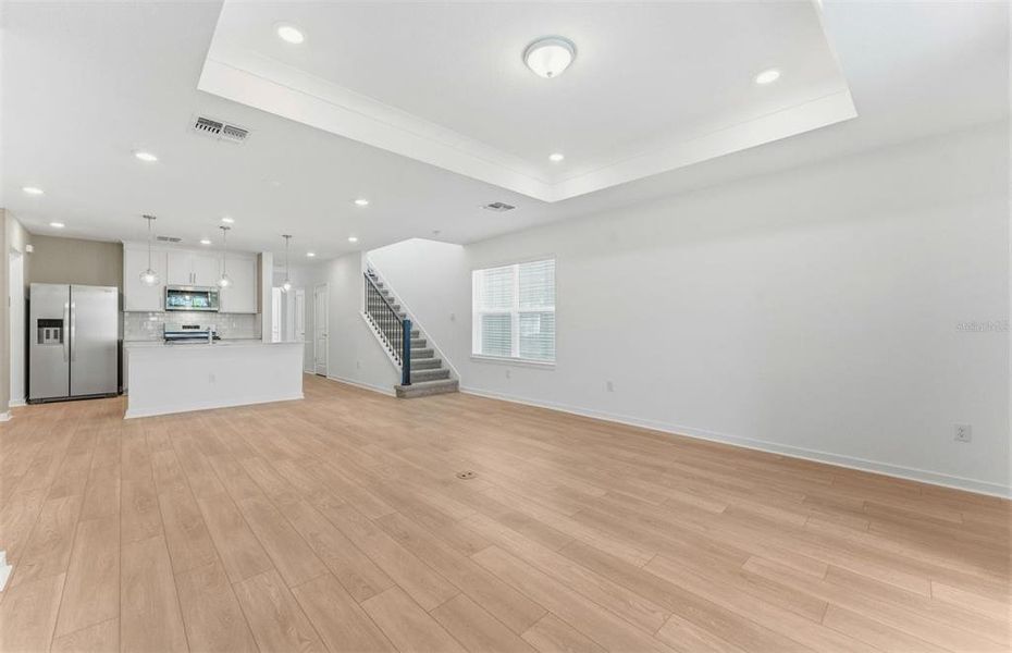 Spacious, unfurnished interior of a new home in Waterset, Apollo Beach (Image 16). Spacious, unfurnished interior of a new home in Waterset, Apollo Beach (Image 16).