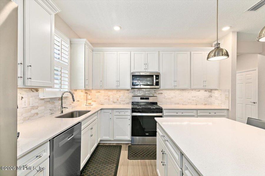 Furnished interior view inside a new home in , Ponte Vedra (Image 7).