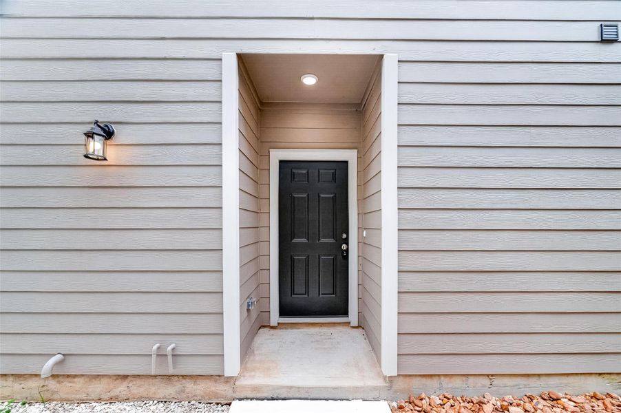 Exterior details and patio area of a home in , Houston (Image 22). Exterior details and patio area of a home in , Houston (Image 22).