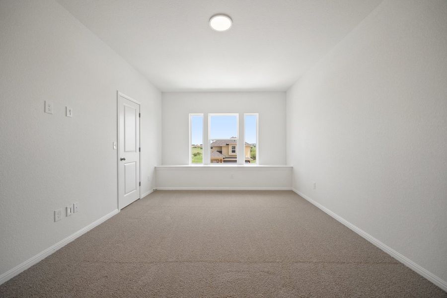 Spacious, unfurnished interior of a new home in Porter Country, Buda (Image 21). Spacious, unfurnished interior of a new home in Porter Country, Buda (Image 21).