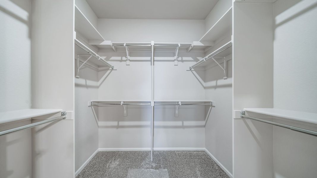 Spacious, unfurnished interior of a new home in The Reserve at Green Valley Ranch, Aurora (Image 16).
