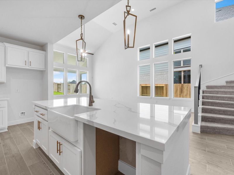 Furnished interior view inside a new home in Sienna, Missouri City (Image 7).
